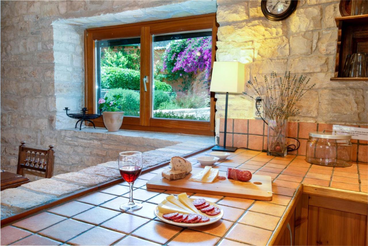 Kiparissi Villa Kourtaiika Dış mekan fotoğraf