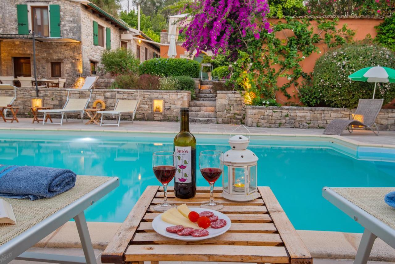 Kiparissi Villa Kourtaiika Dış mekan fotoğraf
