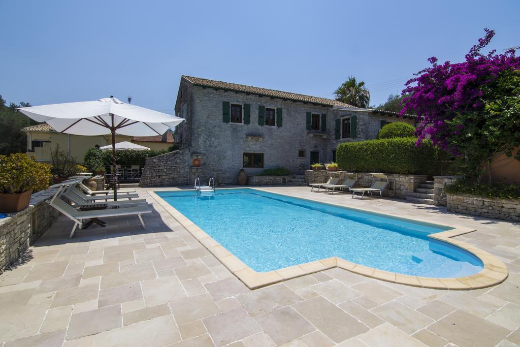 Kiparissi Villa Kourtaiika Dış mekan fotoğraf