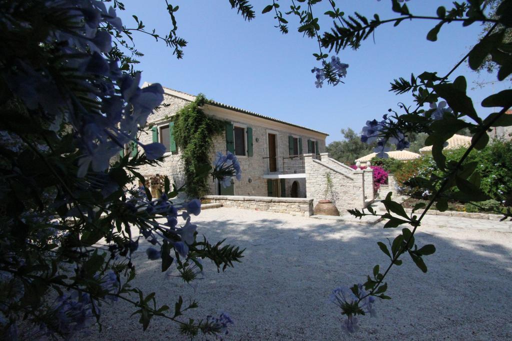 Kiparissi Villa Kourtaiika Dış mekan fotoğraf